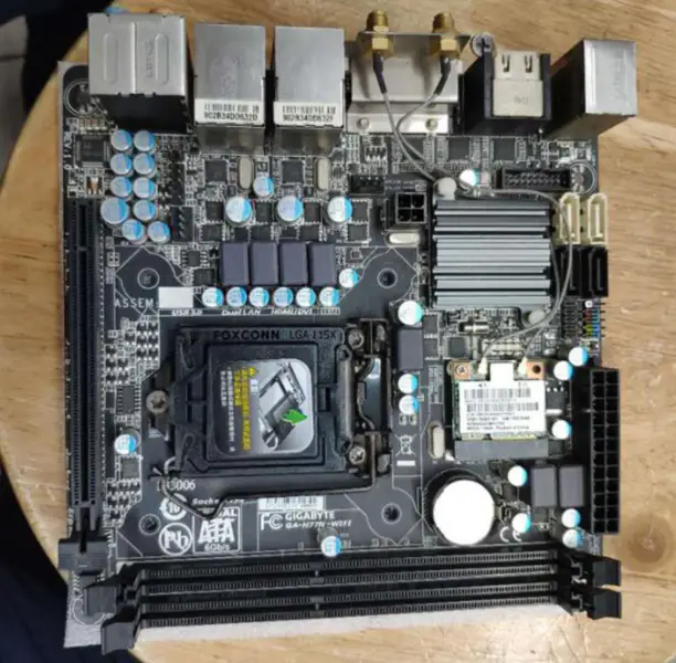 Μητρική κάρτα Gigabyte GA-H77N-WIFI LGA 1155 DDR3