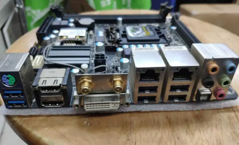 Μητρική κάρτα Gigabyte GA-H77N-WIFI LGA 1155 DDR3