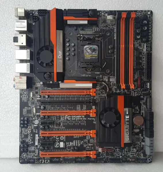 Μητρική πλακέτα GA-Z87X-OC Force