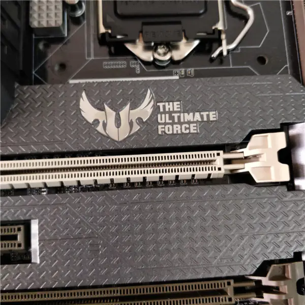 Μητρική κάρτα ASUS GRYPHON Z97 ARMOR EDITION LGA1150 DDR3 32G ATX
