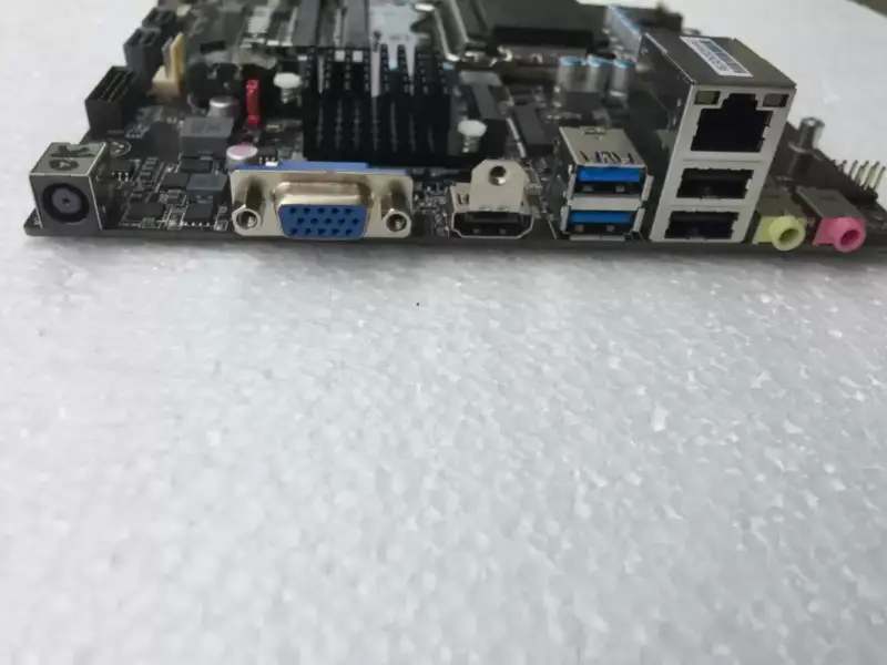 ECS H110H4-TI3 Μητρική πλακέτα H110 Chipset LGA1151 Mini-ITX