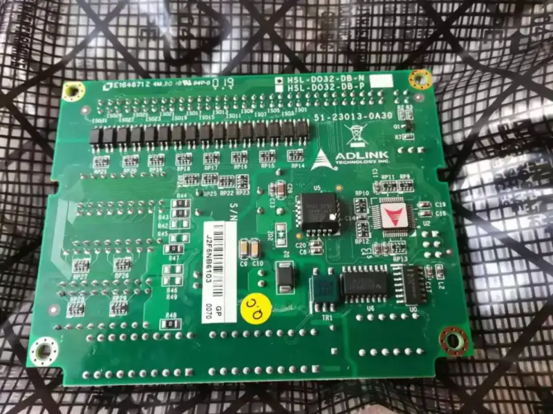 ADLINK HSL-DO32-DB-N 32-CH μονάδα θυγατρικής πλακέτας διακριτών εξόδων