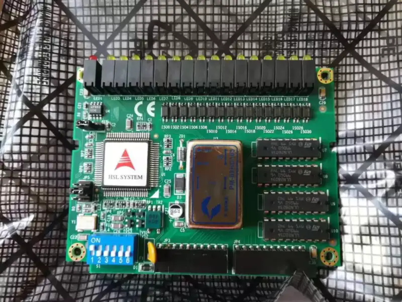 ADLINK HSL-DO32-DB-N 32-CH μονάδα θυγατρικής πλακέτας διακριτών εξόδων