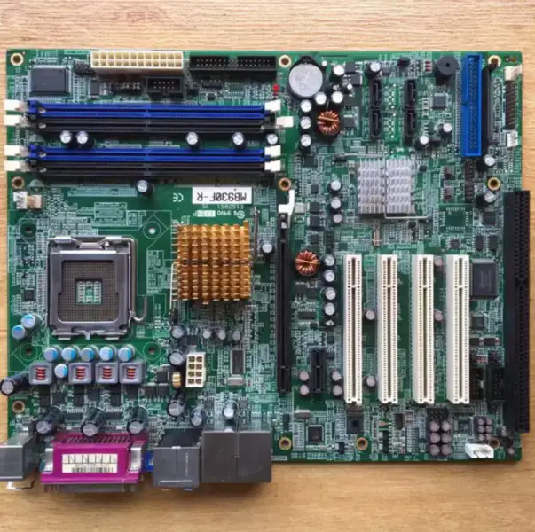 Βιομηχανική μητρική πλακέτα MB930F-R