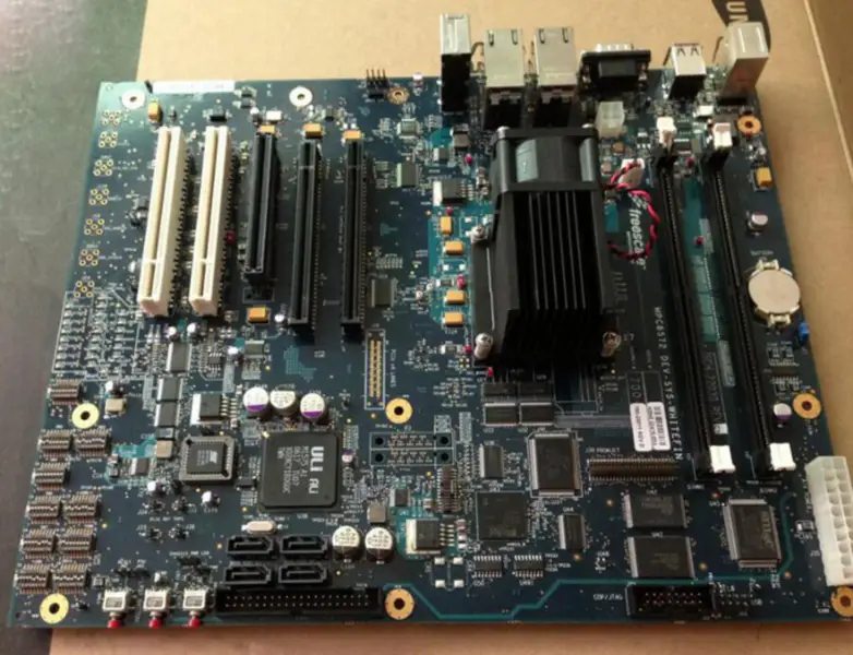 Μητρική πλακέτα MPC8572DS της Freescale Semiconductor