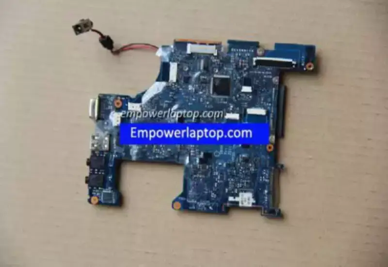 Μητρική πλακέτα Toshiba NB520 K000129210 LA-6858P