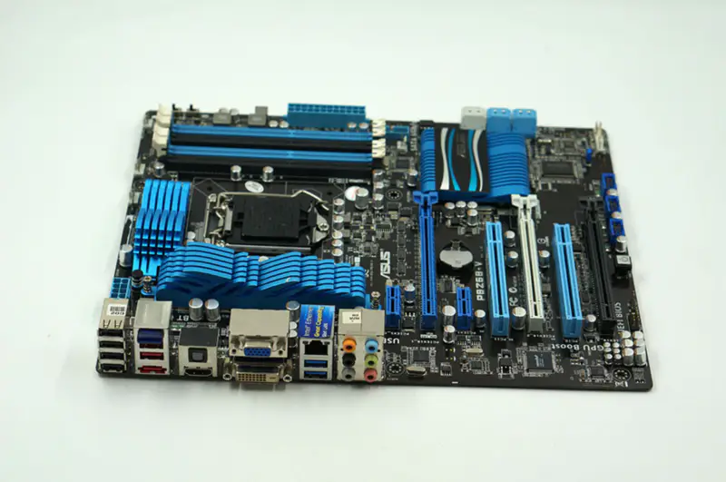 Μητρική πλακέτα Asus P8Z68-V