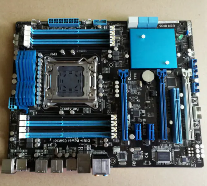 Μητρική πλακέτα ASUS P9X79 LE Desktop
