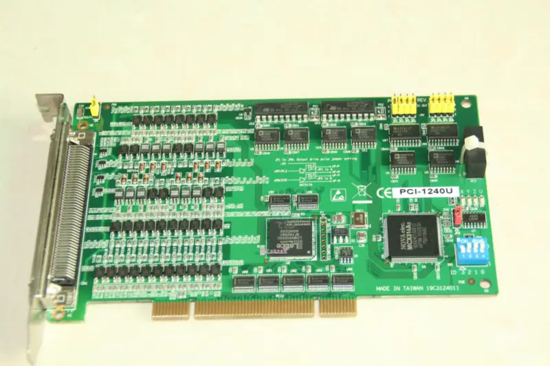 Κάρτα ελέγχου κίνησης 4 αξόνων Advantech PCI-1240 PCI-1240U