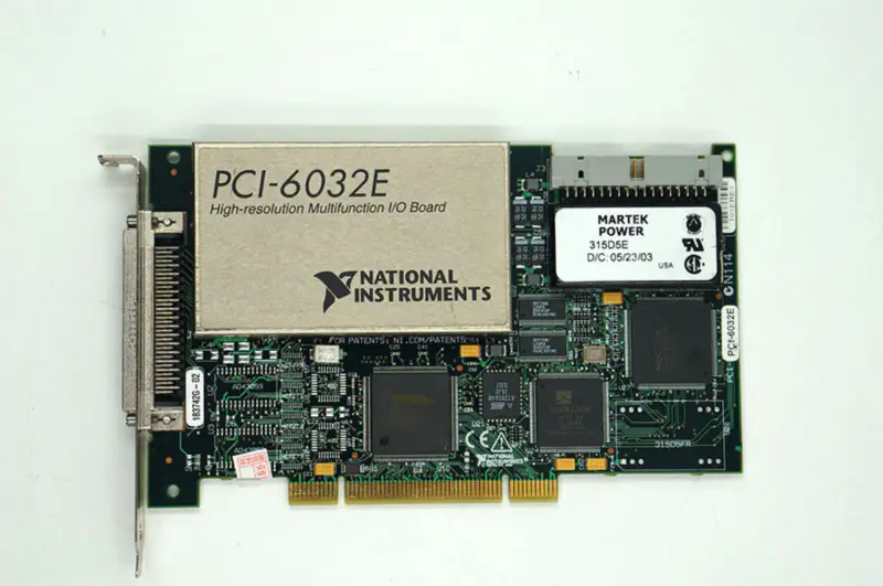 NI PCI-6032E Πίνακας πολλαπλών λειτουργιών I/O υψηλής ανάλυσης Κάρτα DAQ μεταχειρισμένο στοιχείο