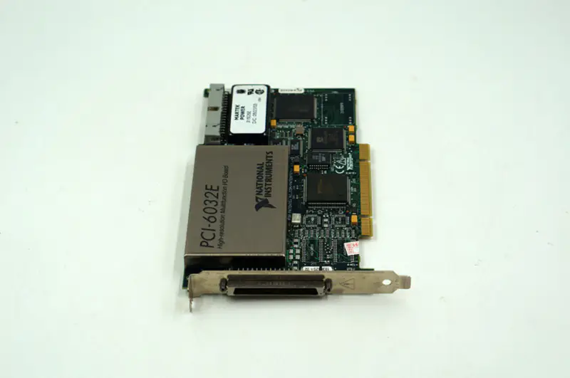 NI PCI-6032E Πίνακας πολλαπλών λειτουργιών I/O υψηλής ανάλυσης Κάρτα DAQ μεταχειρισμένο στοιχείο
