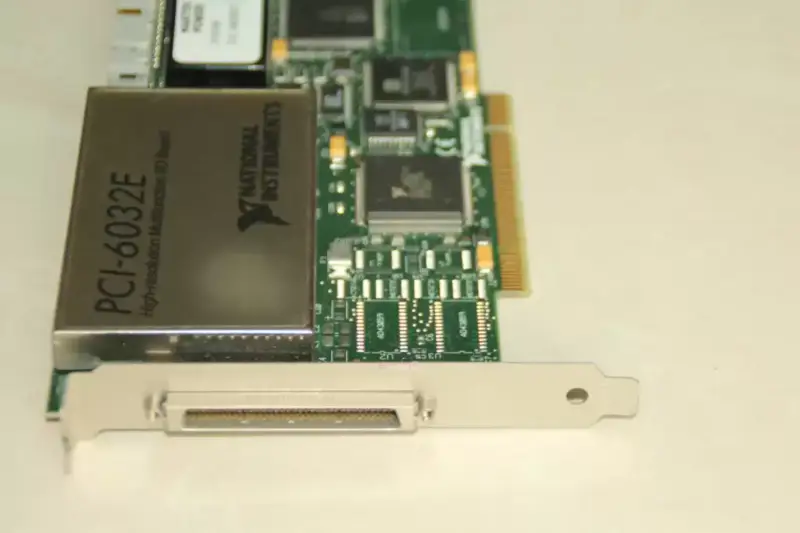 Κάρτα συλλογής δεδομένων ακριβείας 16-bit NI PCI-6032E