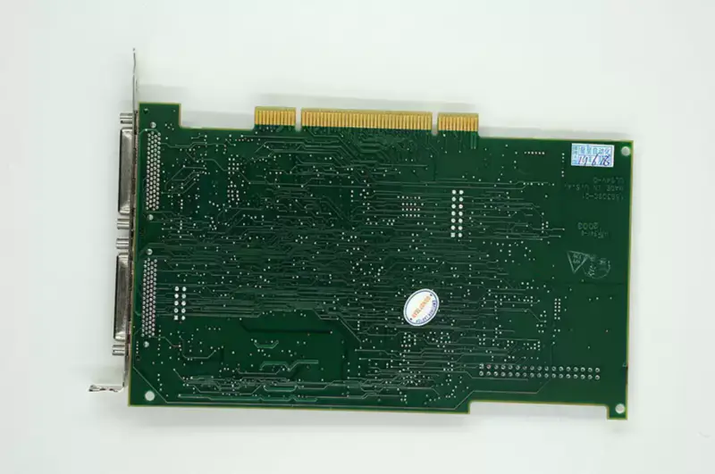 NI PCI-7344 4-αξονικός ελεγκτής βηματοδότησης/σέρβο PCI