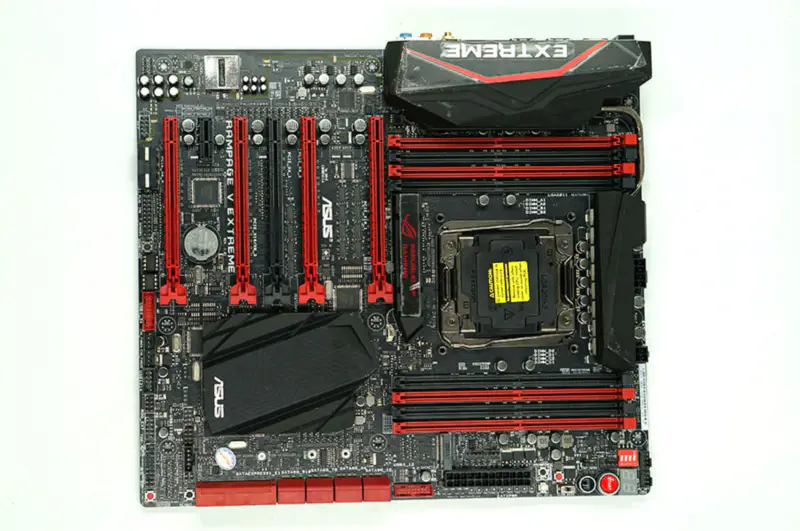 Μητρική πλακέτα Asus RAMPAGE V EXTREME