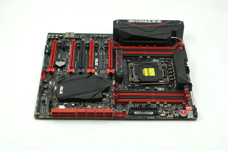 Μητρική πλακέτα Asus RAMPAGE V EXTREME