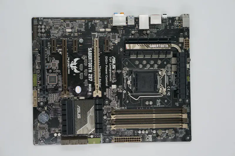 Μητρική πλακέτα Asus SABERTOOTH Z97 MARK 2