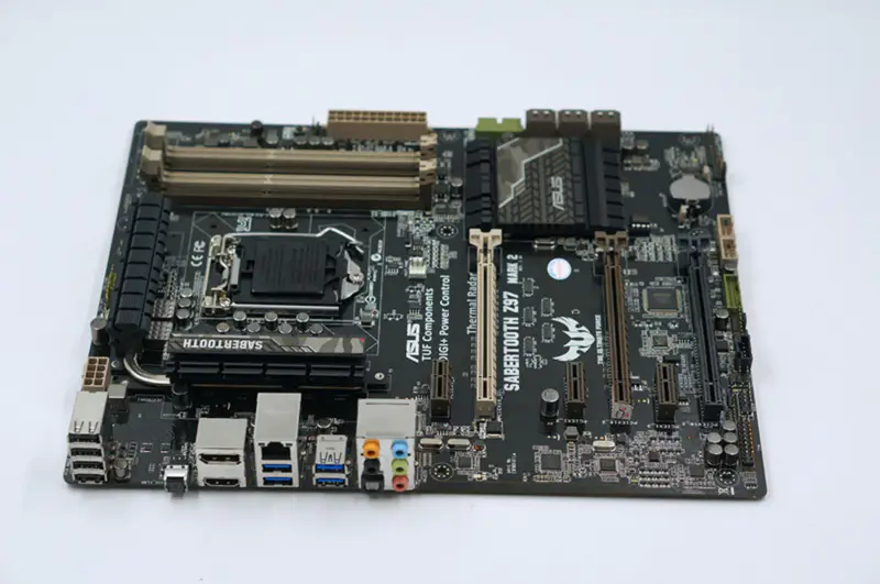 Μητρική πλακέτα Asus SABERTOOTH Z97 MARK 2