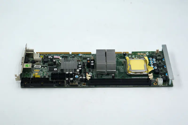 AXIOMTEK SBC81205 Rev.A3-RC Μητρική κάρτα Pentium 4-775 CPU πλήρους μεγέθους