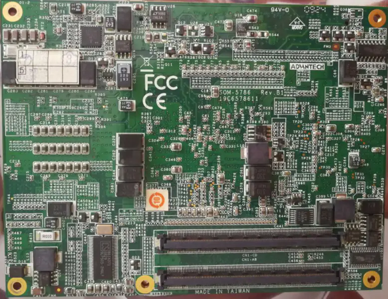 Μητρική πλακέτα βιομηχανικού εξοπλισμού Advantech SOM-5786 REV B1