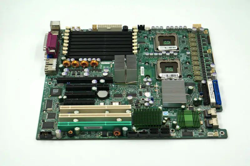 Μητρική πλακέτα Supermicro X7DB3