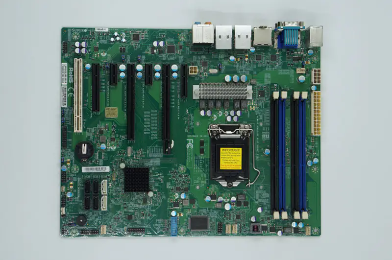 Μητρική πλακέτα διακομιστή SuperMicro X9SAE-V LGA1155 C216 chipset υποστήριξη E3 V2