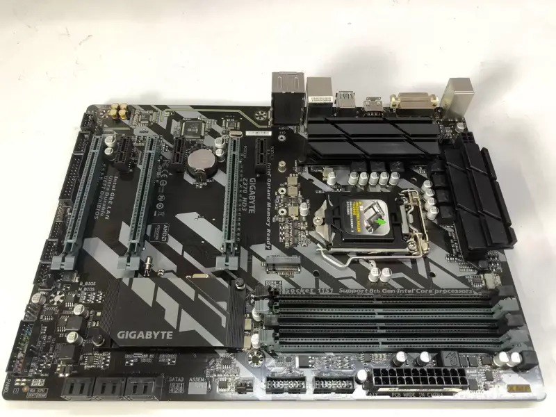 Μητρική κάρτα Gigabyte GA-Z370-HD3