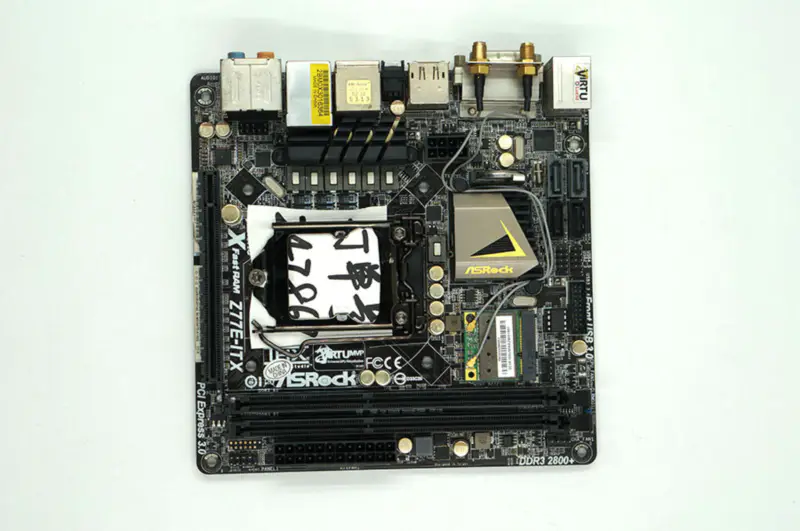 Μητρική πλακέτα Asrock Z77E-ITX Z77 LGA1155 Mini-ITX