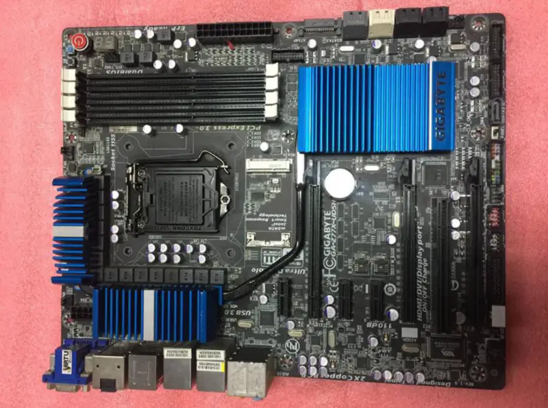 Μητρική κάρτα Gigabyte GA-Z77X-UD5H LGA 1155 DDR3