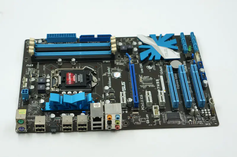 Μητρική πλακέτα Asus P7H55