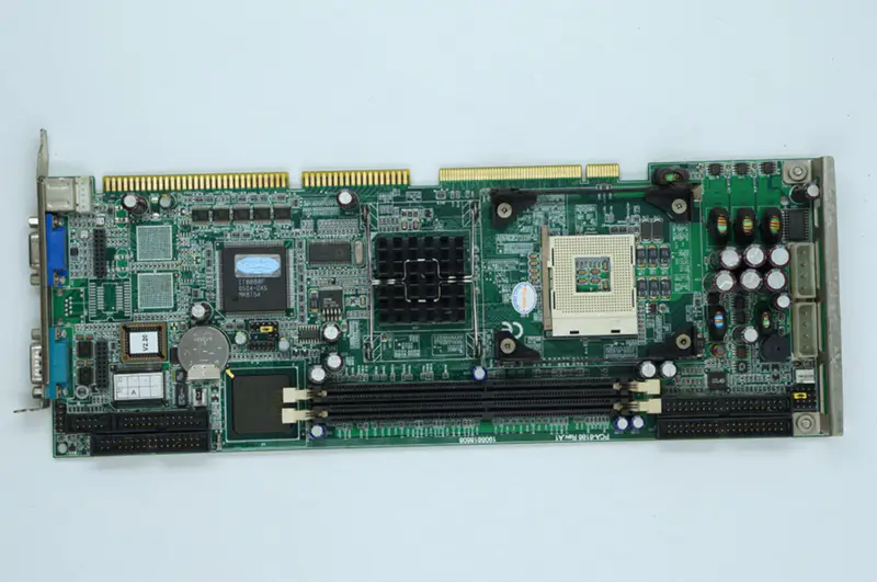Βιομηχανική μητρική πλακέτα Advantech PCA-6186 PCA-6186LV